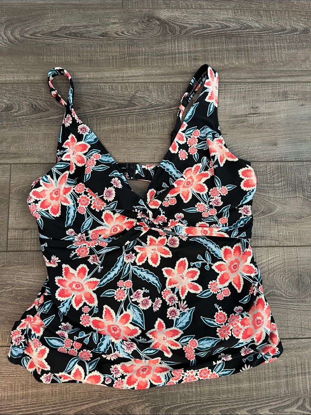 3/$20- Old Navy Tankini Top